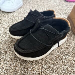 SHEIN Black and White Moccasins with Timeless Elegance